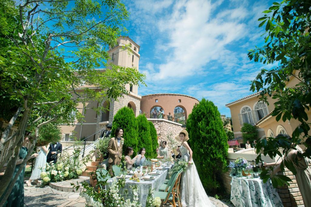 【雰囲気重視】南仏の街並みマルシェ＆100選 選出チャペル体験