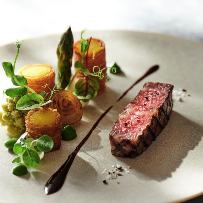 【150万優待】歴史宿る大聖堂×ゲスト高評価の本格フレンチ試食