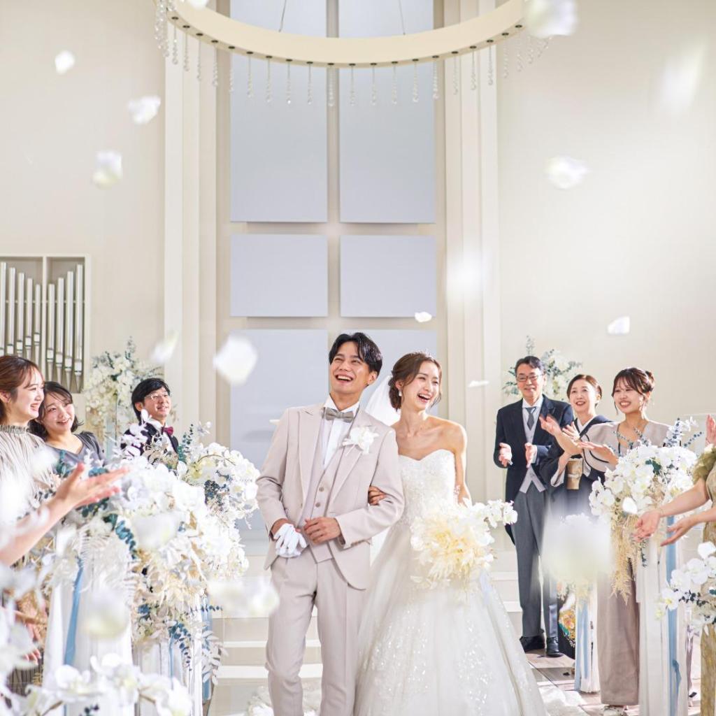 【王道結婚式が叶う！】駅近邸宅×純白チャペル×新作ドレス見学