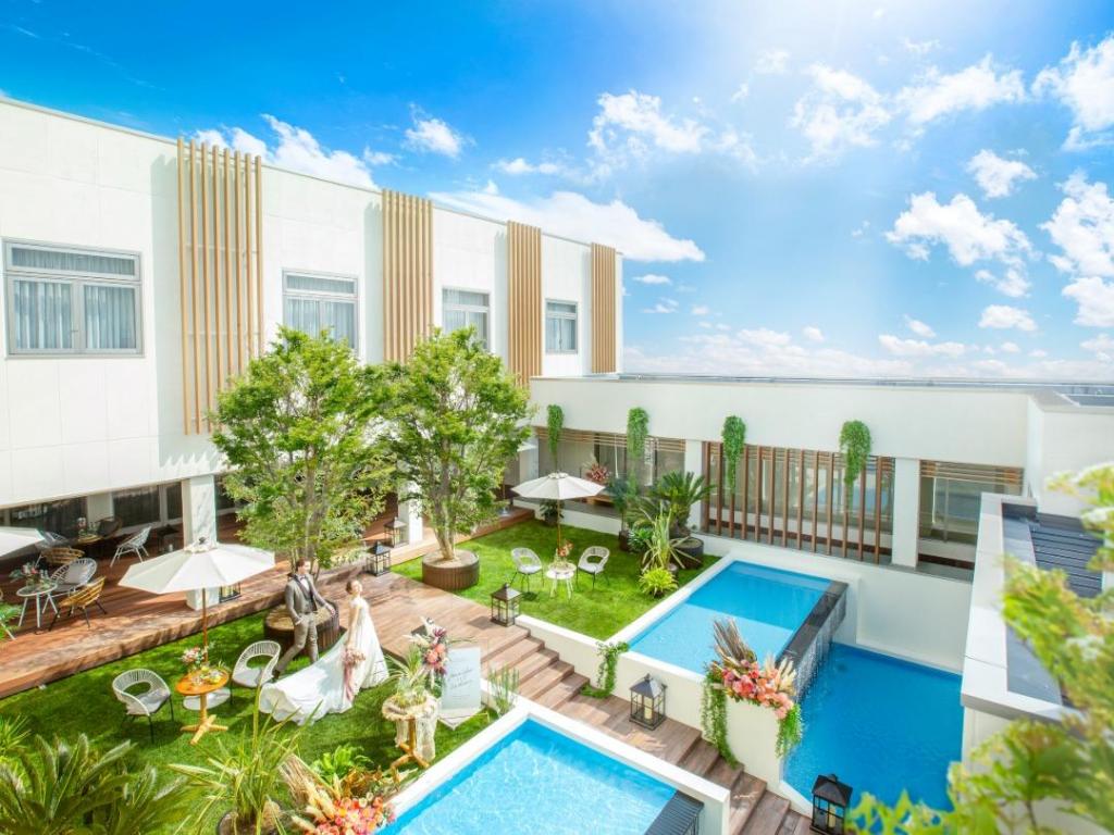 月1BIG【花嫁体験×美食】12大特典＆1.2万ギフト付き！贅沢試食×ドレス見学