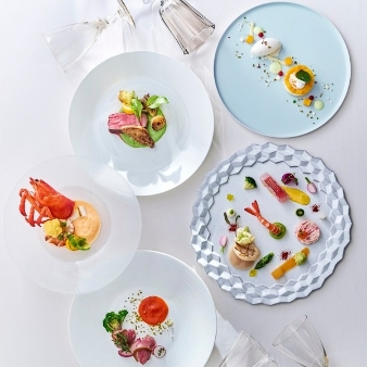 お盆限定◆ペア4万円美食体験×ギフト券1万円付♪挙式料全額優待