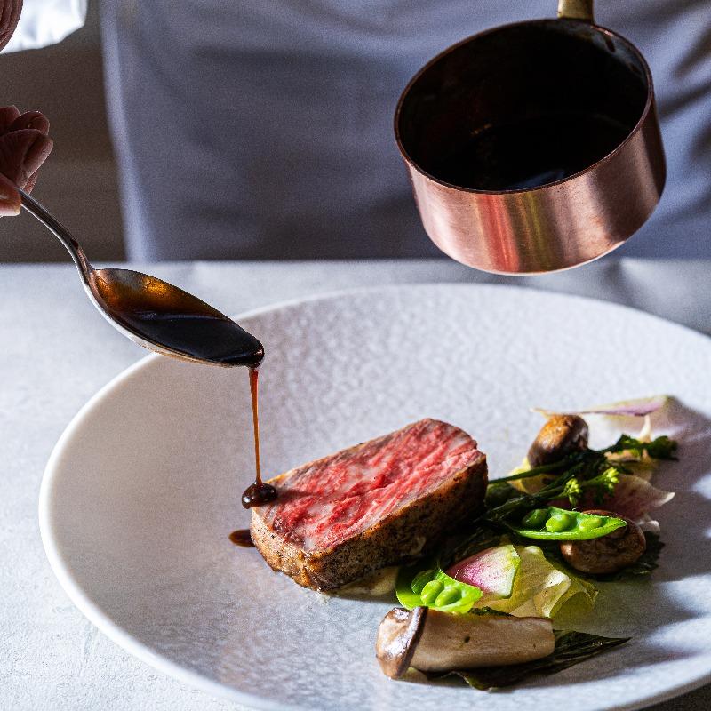 【料理重視の方へ◎】シェフ特製*国産牛4万試食×料理ランクUP特典