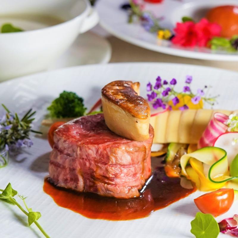 BIG【花嫁ALL体験】絶品試食×光と森の模擬挙式×9万円ギフト
