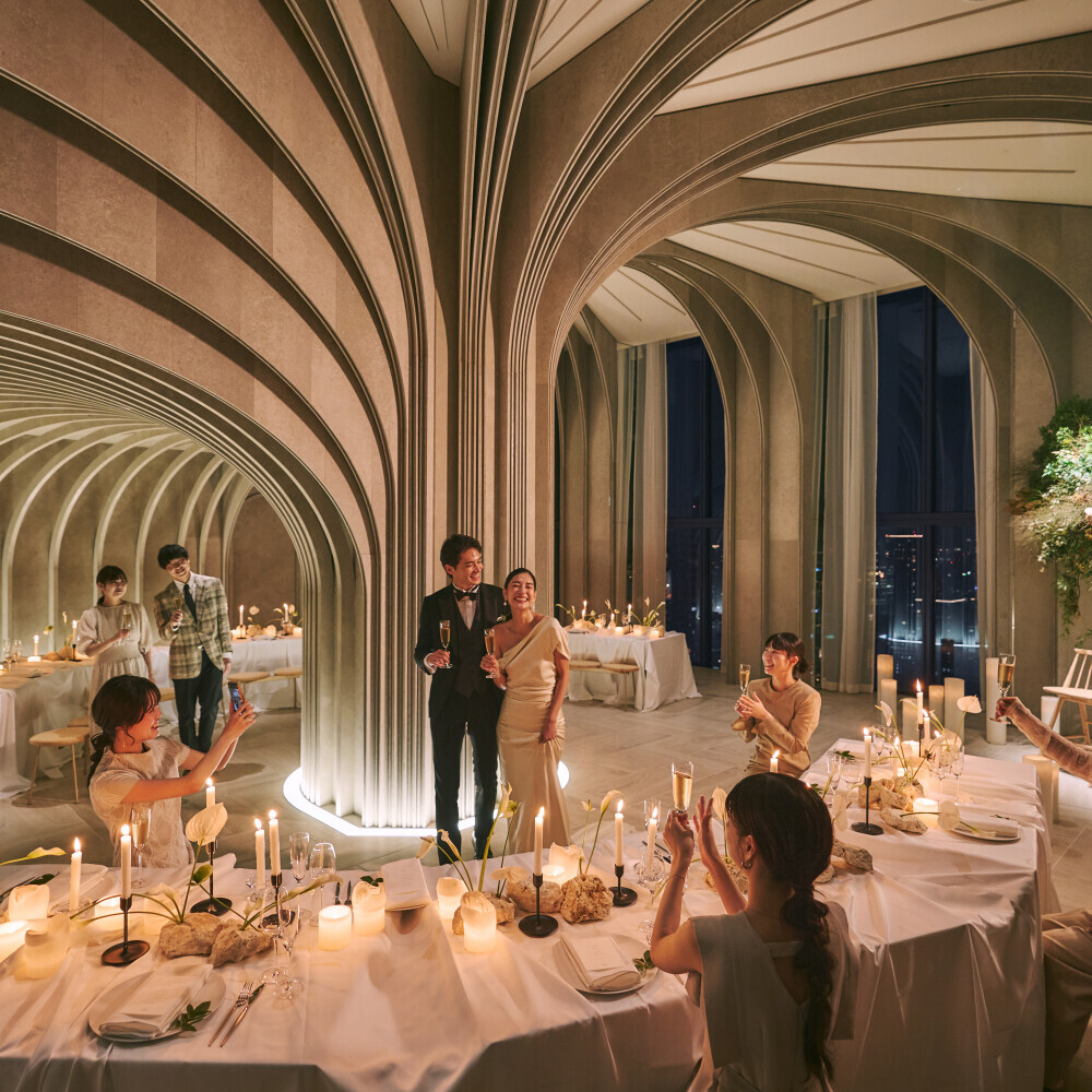 連休ラスト◇モダン建築の美×絶景｜160万優待＆フォアグラ試食