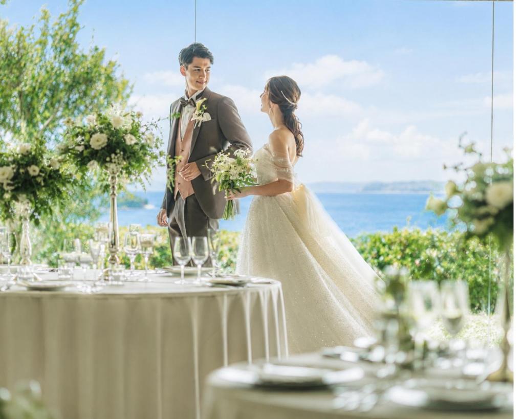 ＼光と海のゴールデンタイム／美景チャペル挙式体験×ハーフ試食