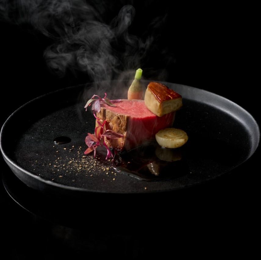 料理重視【キャビア×オマール】厳選フルコース試食×ドレス見学