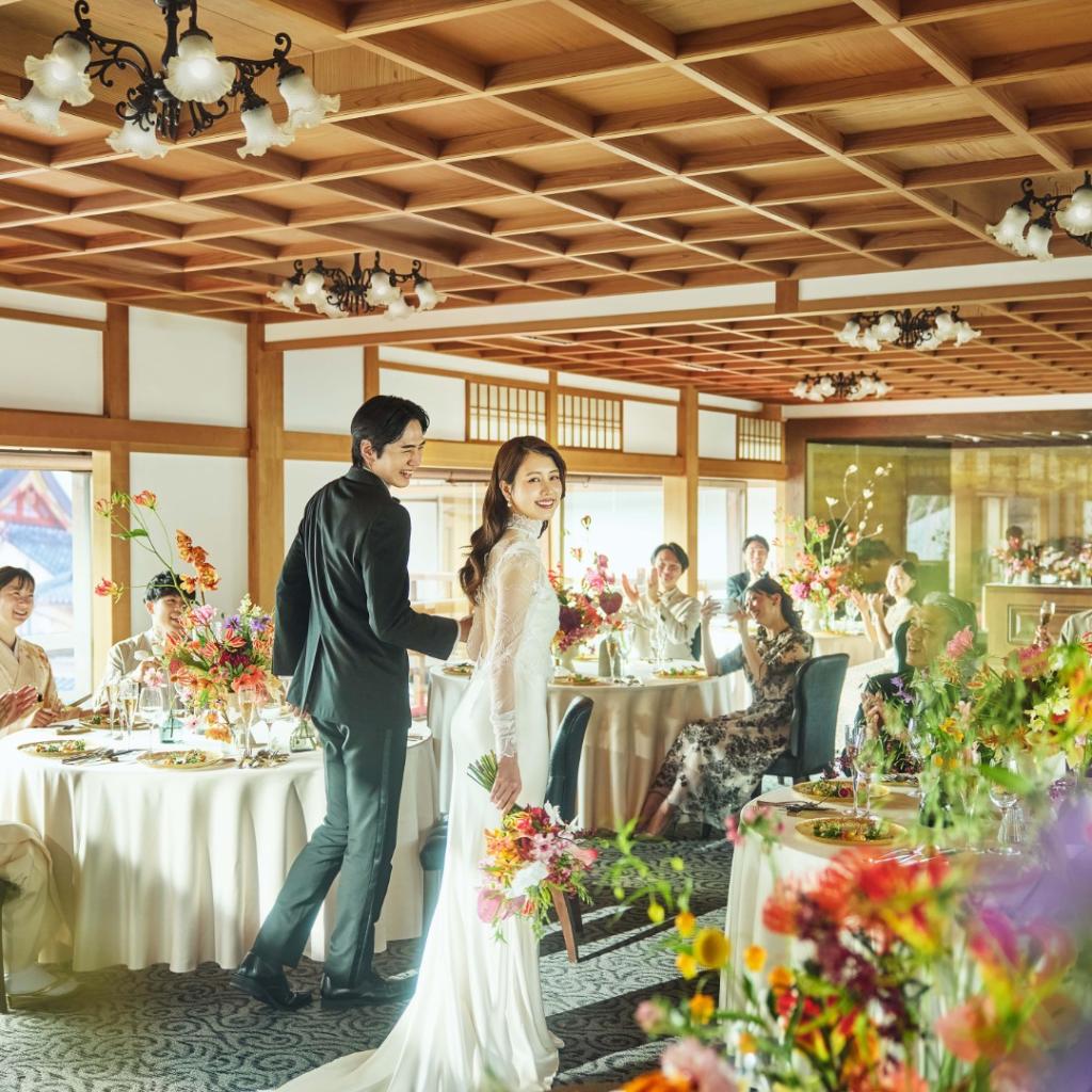 【少人数のお食事会に】緑あふれる名庭を望む一日一組の老舗別邸貸切おもてなし家族婚