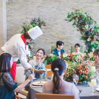 【全て体験】貸切W×純白チャペル×ドレス見学×黒毛和牛試食