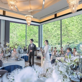 6品2.5万試食&ドレス体験｜緑あふれるW×160万優待×送迎付