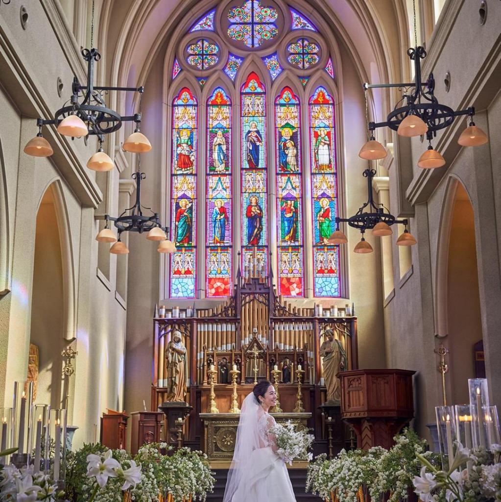 卒花人気No1*憧れ大聖堂体験｜ドレス試着*ブランドコスメ付