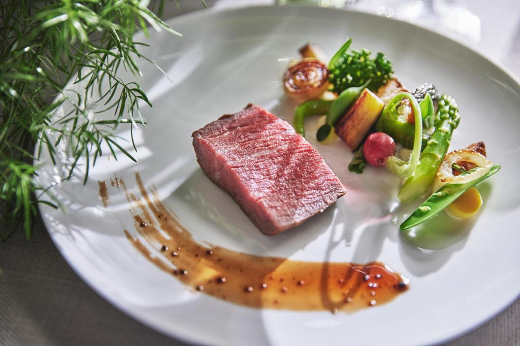 平日BIG＼料理重視の方へ／特選コース全5品試食×リゾートW体験