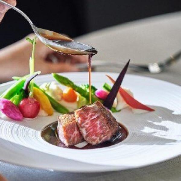 当館人気No1【料理重視の方】出来立て国産牛コース全5品試食