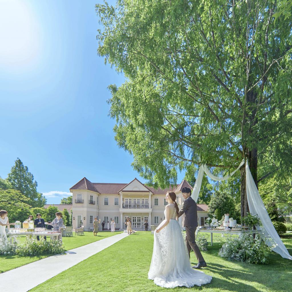 【予約数NO.1】新作ドレス見学×とろける和牛フィレ試食×最大150万円特典