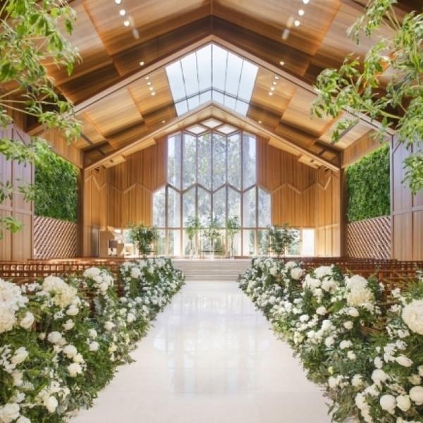 チャペル重視必見◎「日本のベストチャペル100選」で挙式体験