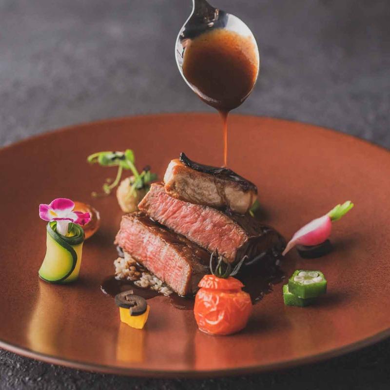 【木曜限定SP】プール付き貸切邸宅×模擬挙式×絶品フレンチ試食